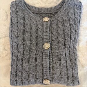 Gray Cable Knit Short Sleeve Sweater